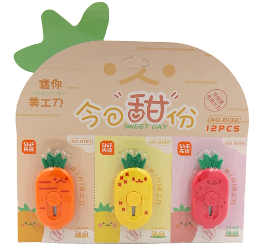 8132 Ніж канцелярський міні  