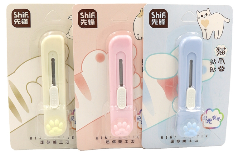 8137 Ніж канцелярський mini 