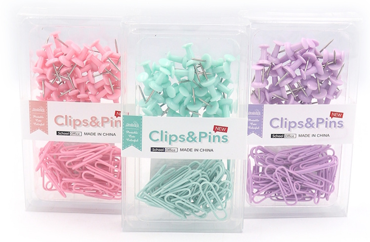 DSCN2256 Набір скрепок 20шт.+кнопки силові 35шт. Clips and Pins, 1шт./етик.