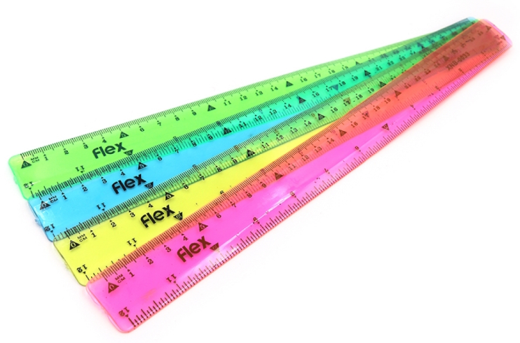 3413-30 Лінійка пластикова гнучка 