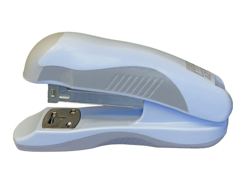 Степлер пластиковий, PASTEL, 20арк., (скоби №24, 26), 111х62х32 мм, блакитний, BM.4215-14