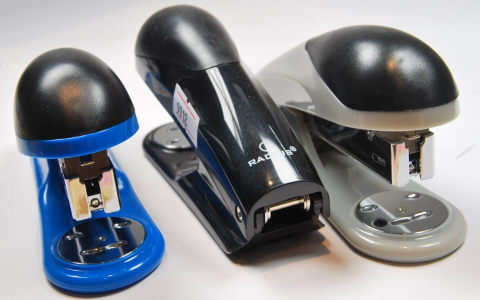 Степлер 9912, розмір 12,5 х 6 х 4см (скоба #24/6-26/6), TM 