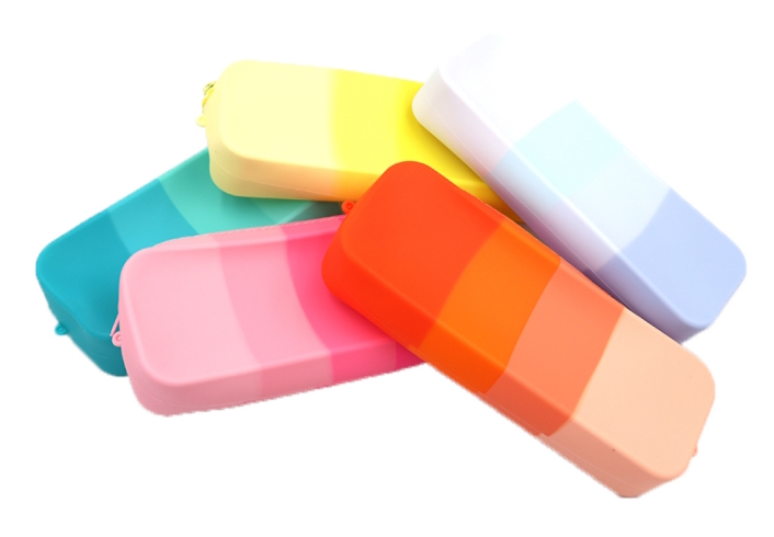 P0907 Пенал силікон. 